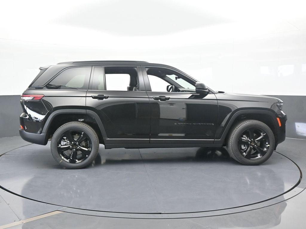 new 2025 Jeep Grand Cherokee car