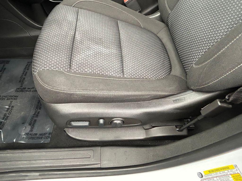 used 2022 GMC Acadia car, priced at $25,861