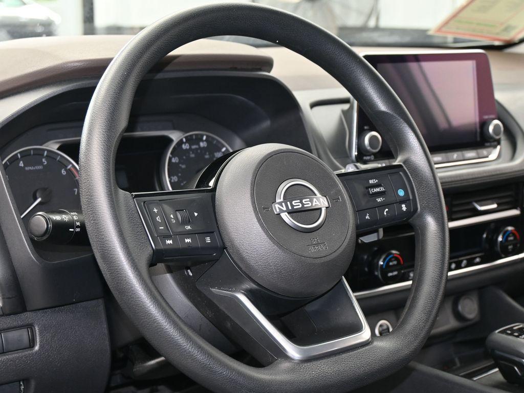 used 2023 Nissan Rogue car, priced at $15,684