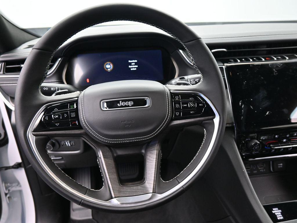 used 2024 Jeep Grand Cherokee car, priced at $44,401