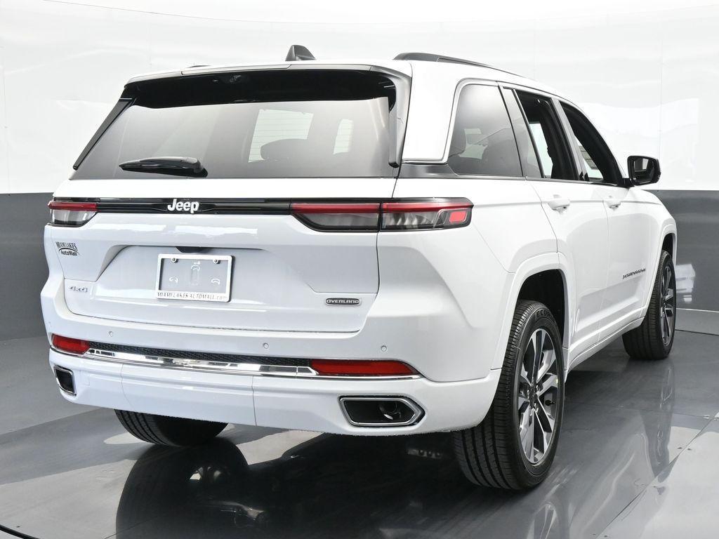 used 2024 Jeep Grand Cherokee car, priced at $44,401