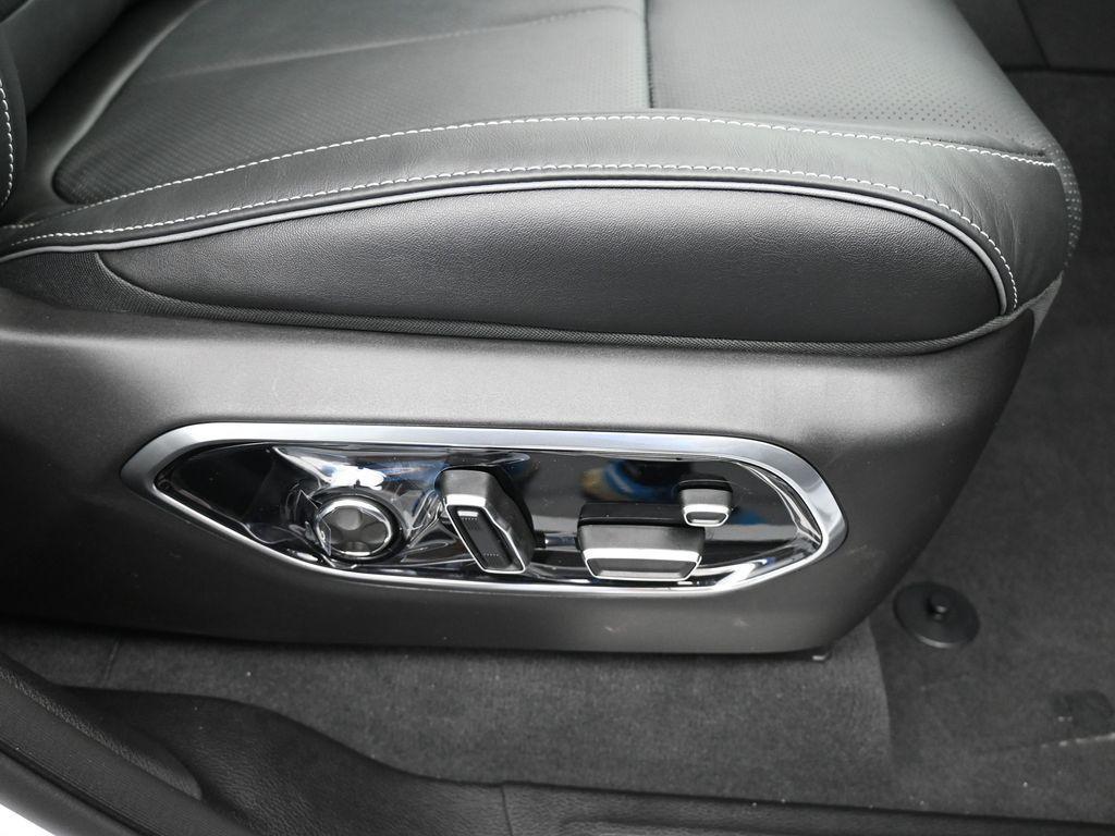 used 2024 Jeep Grand Cherokee car, priced at $44,401