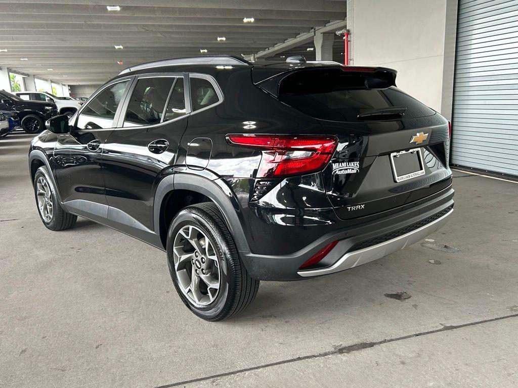 used 2025 Chevrolet Trax car, priced at $18,198