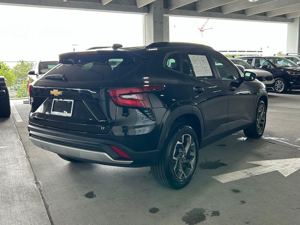 used 2025 Chevrolet Trax car, priced at $18,198