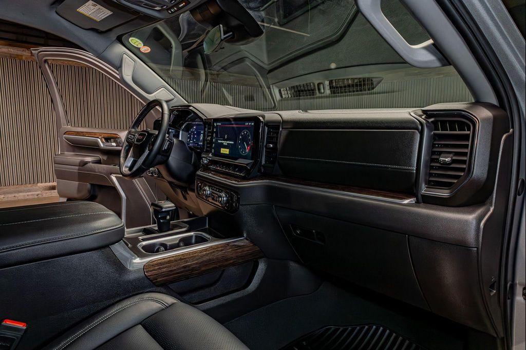 used 2024 GMC Sierra 1500 car, priced at $51,990