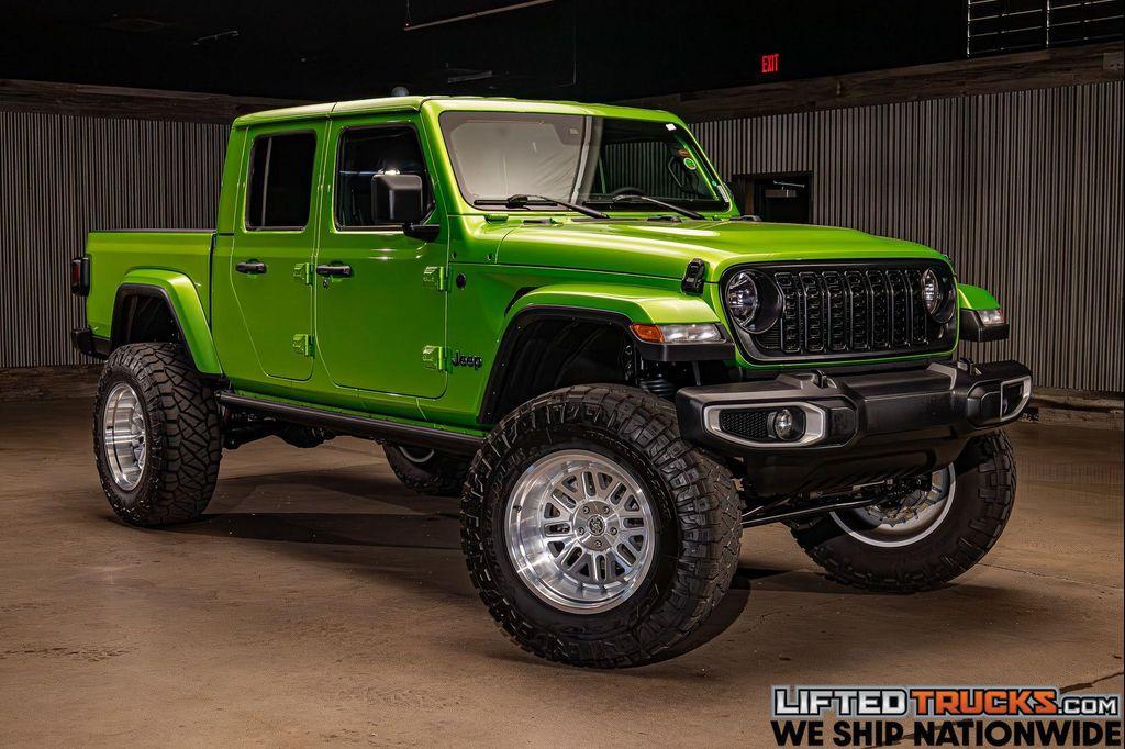 used 2025 Jeep Gladiator car, priced at $55,689