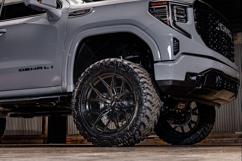 used 2025 GMC Sierra 1500 car, priced at $64,990