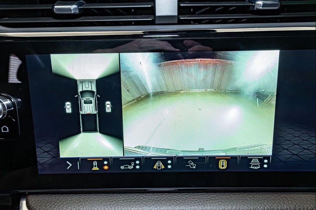 used 2025 GMC Sierra 2500 car, priced at $78,490