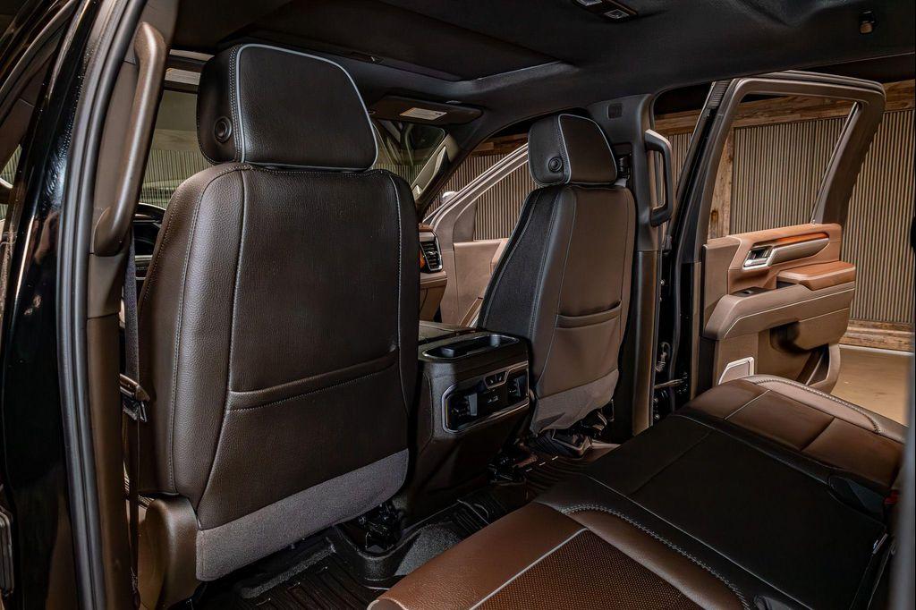 used 2025 GMC Sierra 2500 car, priced at $78,490