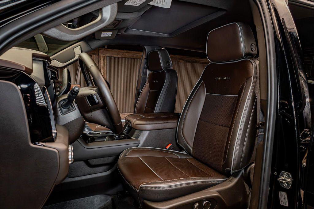 used 2025 GMC Sierra 2500 car, priced at $78,490