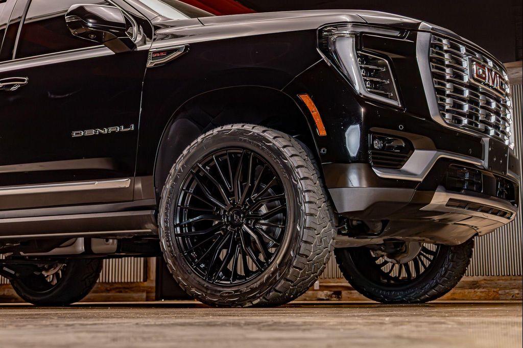 used 2025 GMC Yukon car, priced at $94,825