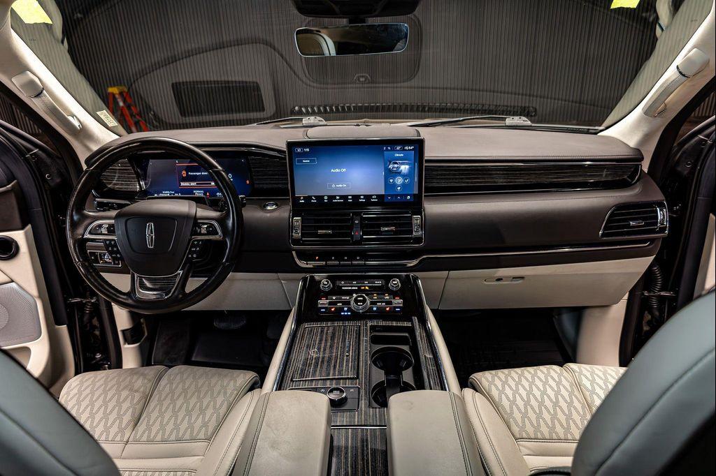used 2023 Lincoln Navigator car, priced at $82,474