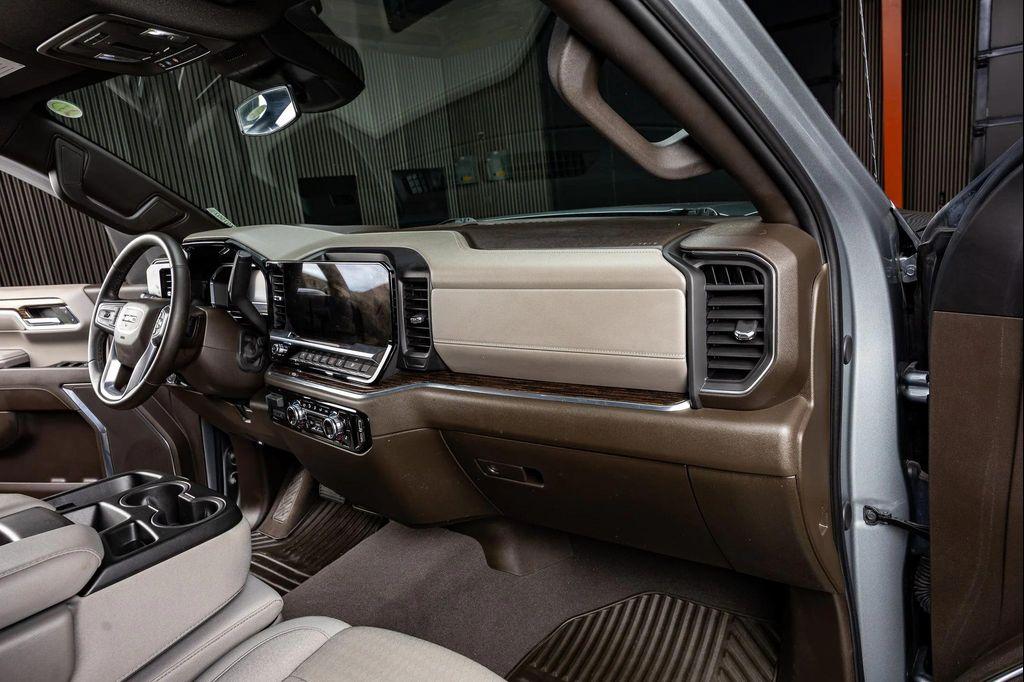 used 2024 GMC Sierra 1500 car, priced at $50,990