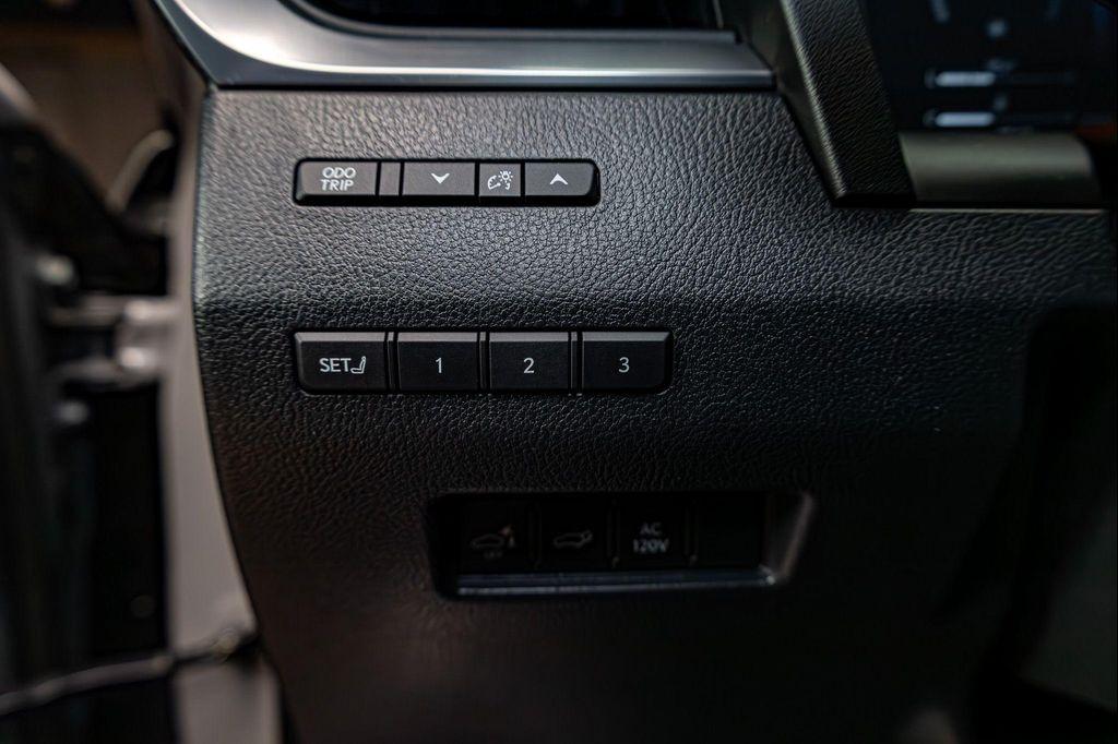 used 2025 Lexus GX 550 car, priced at $98,990