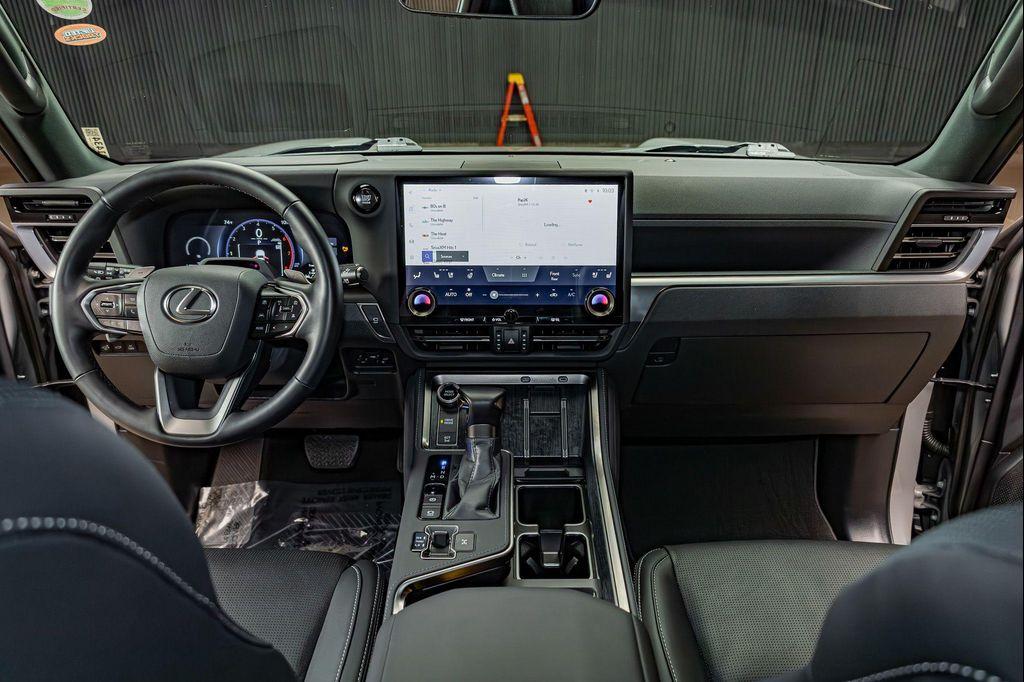 used 2025 Lexus GX 550 car, priced at $98,990