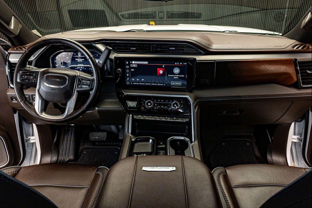 used 2025 GMC Sierra 2500 car, priced at $77,990