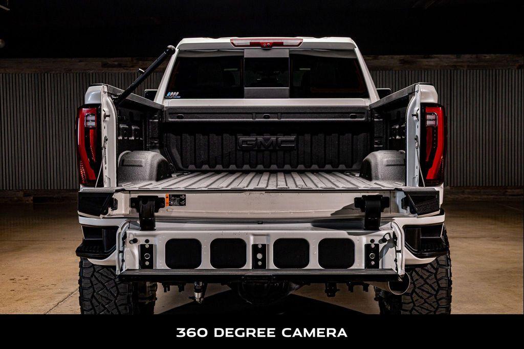 used 2025 GMC Sierra 2500 car, priced at $77,990