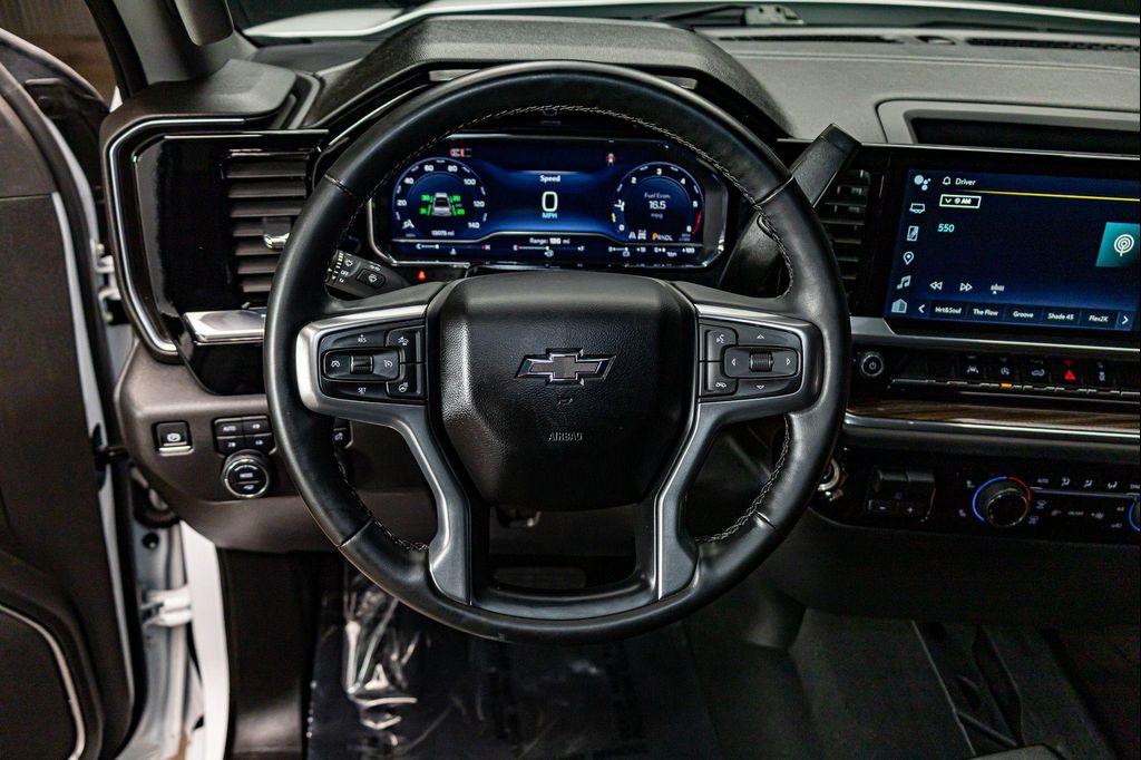 used 2024 Chevrolet Silverado 1500 car, priced at $51,990