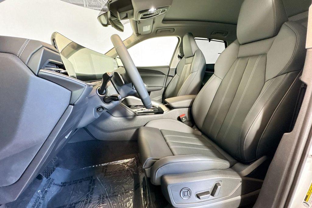 new 2025 Audi Q5 car, priced at $59,940