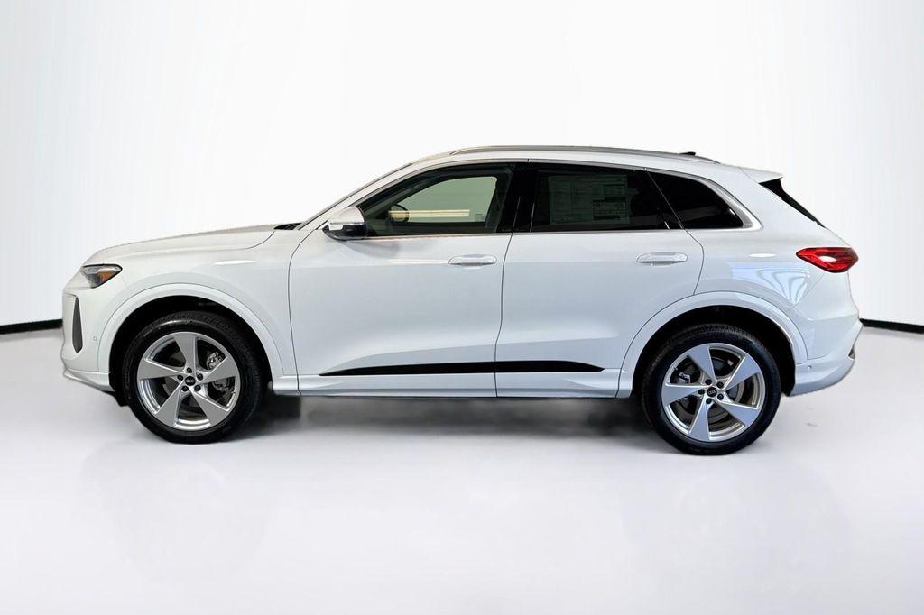 new 2025 Audi Q5 car, priced at $59,940