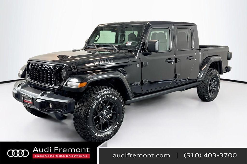 used 2025 Jeep Gladiator car, priced at $38,444