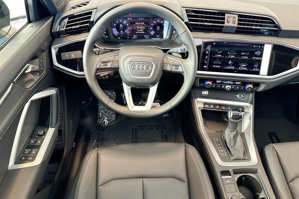 new 2025 Audi Q3 car, priced at $44,060