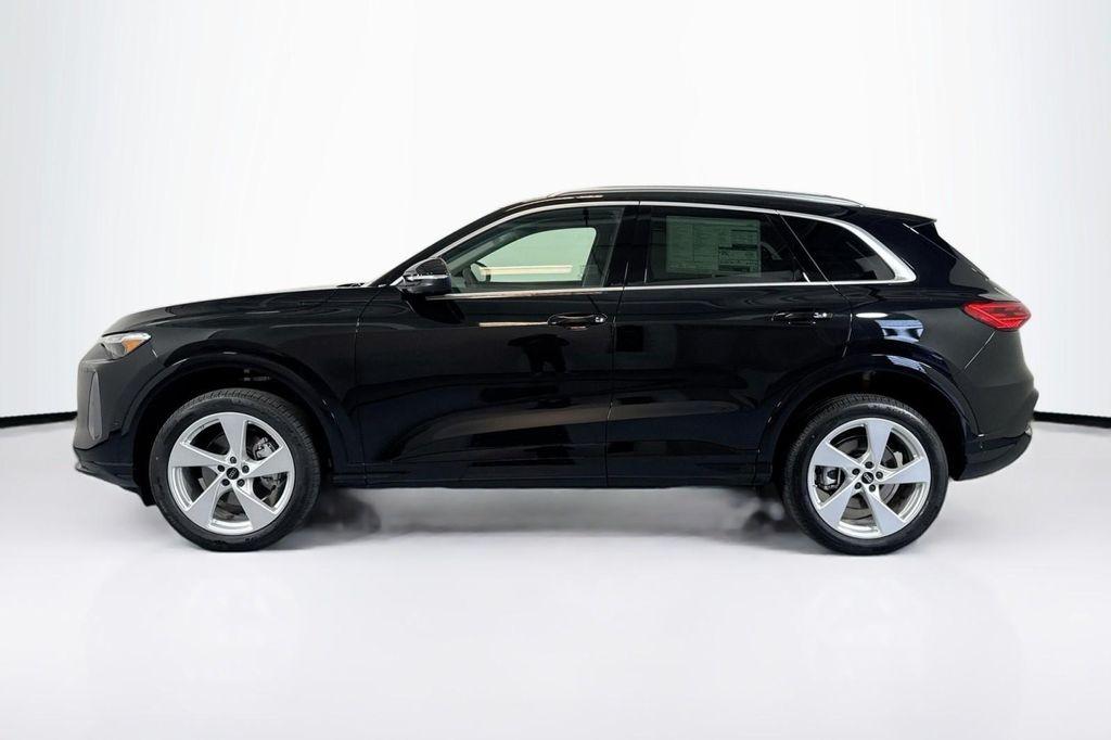new 2025 Audi Q5 car, priced at $59,940