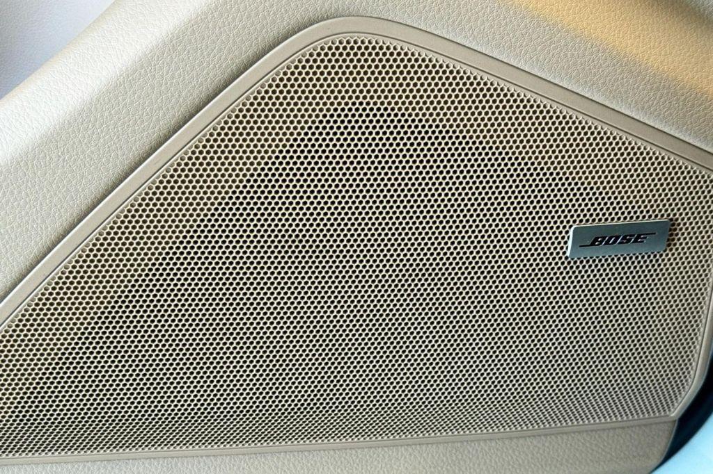 used 2019 Porsche Cayenne car, priced at $38,884