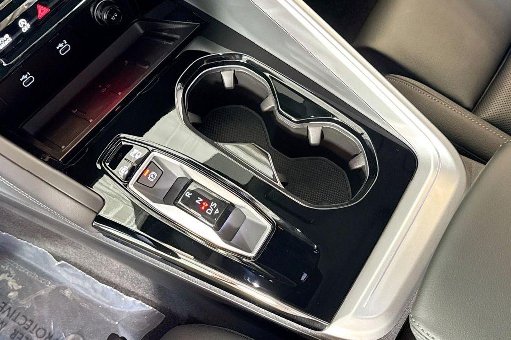 new 2025 Audi Q5 car, priced at $60,590