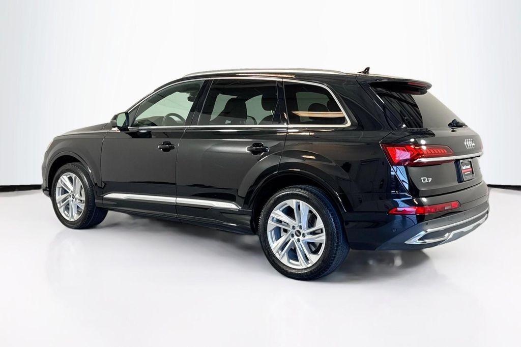 used 2022 Audi Q7 car, priced at $28,988