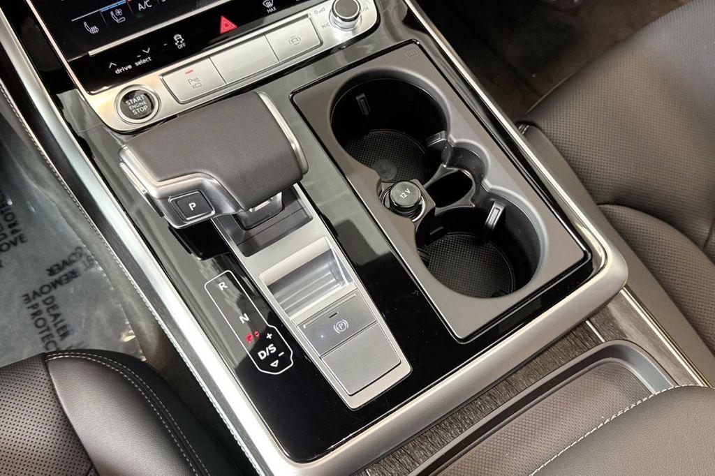 new 2026 Audi Q7 car, priced at $78,410