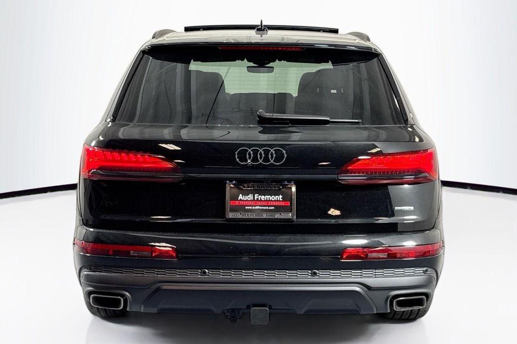 new 2026 Audi Q7 car, priced at $78,410