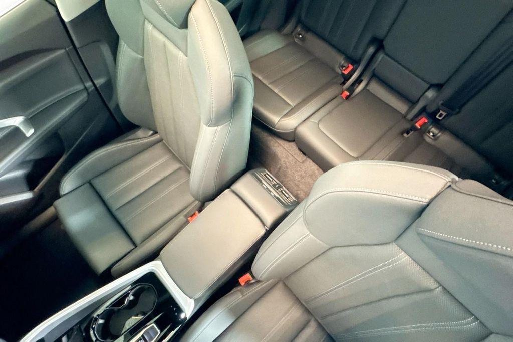 new 2025 Audi Q5 car, priced at $59,940