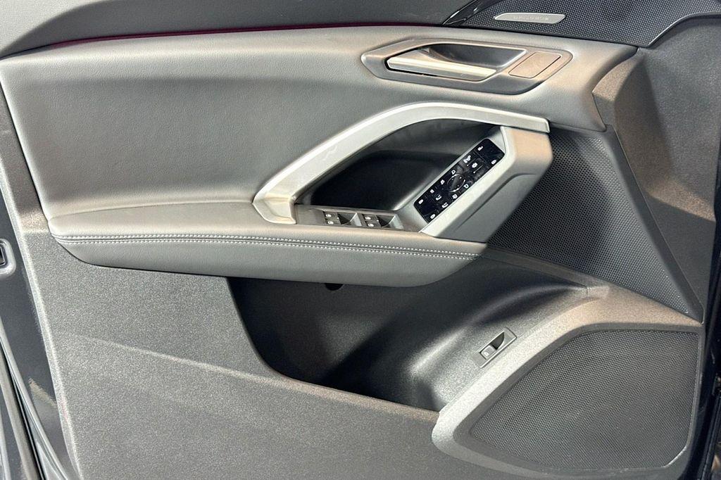 new 2025 Audi Q5 car, priced at $59,940