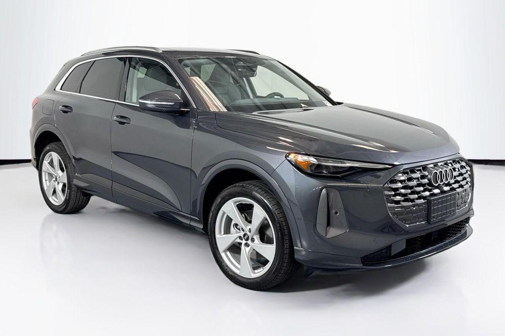 new 2025 Audi Q5 car, priced at $59,940