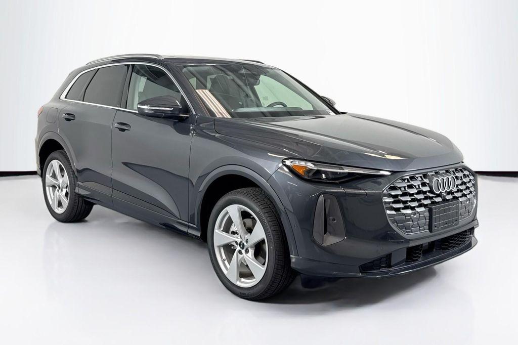 new 2025 Audi Q5 car, priced at $60,590