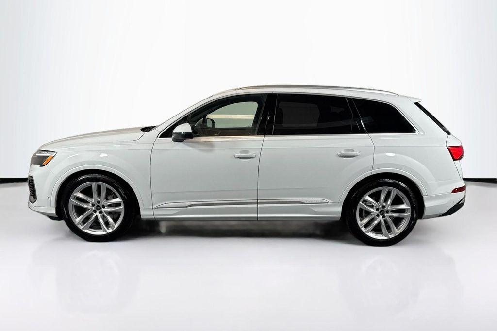 used 2025 Audi Q7 car, priced at $54,992