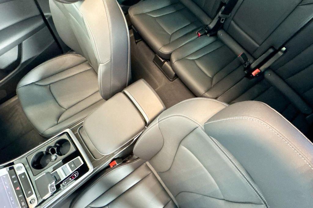 new 2026 Audi Q7 car, priced at $67,545