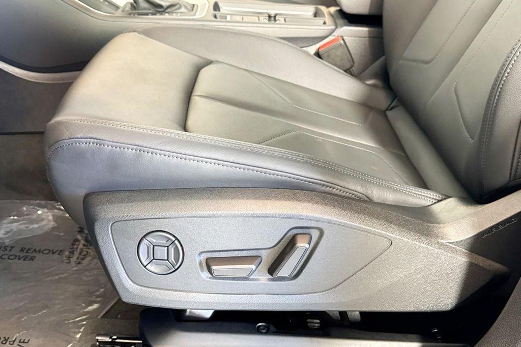 new 2025 Audi Q3 car, priced at $44,060