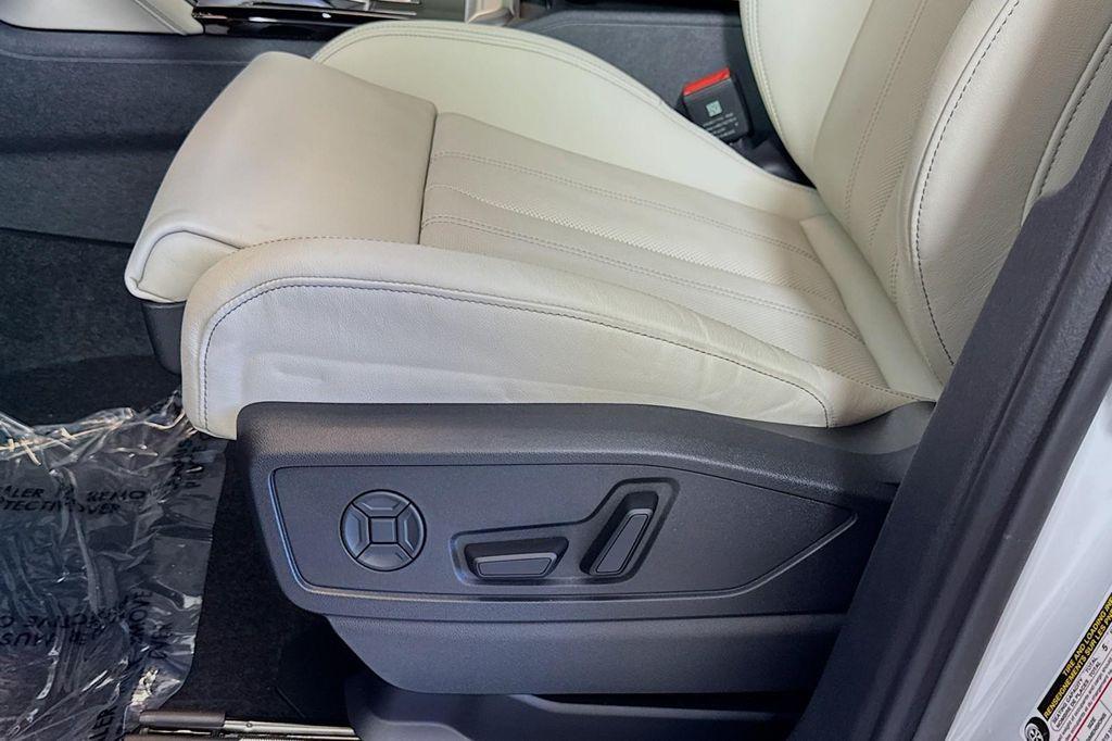 new 2025 Audi Q5 car, priced at $59,140