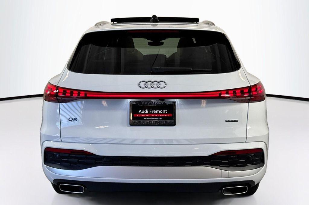 new 2025 Audi Q5 car, priced at $59,140