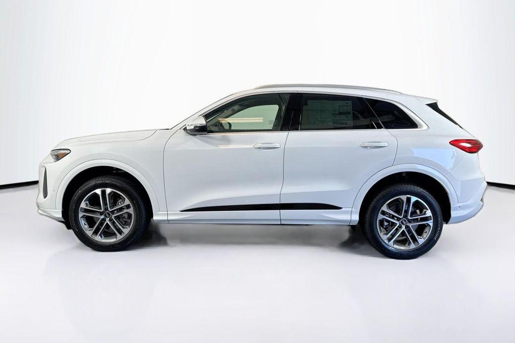 new 2025 Audi Q5 car, priced at $59,140