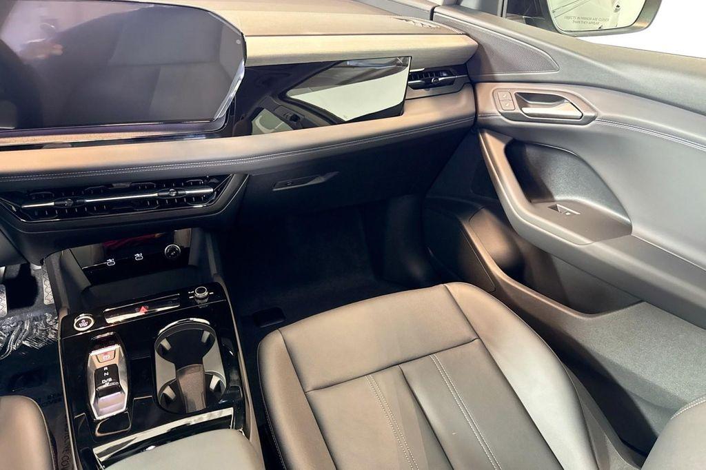 new 2025 Audi Q6 e-tron car, priced at $73,000