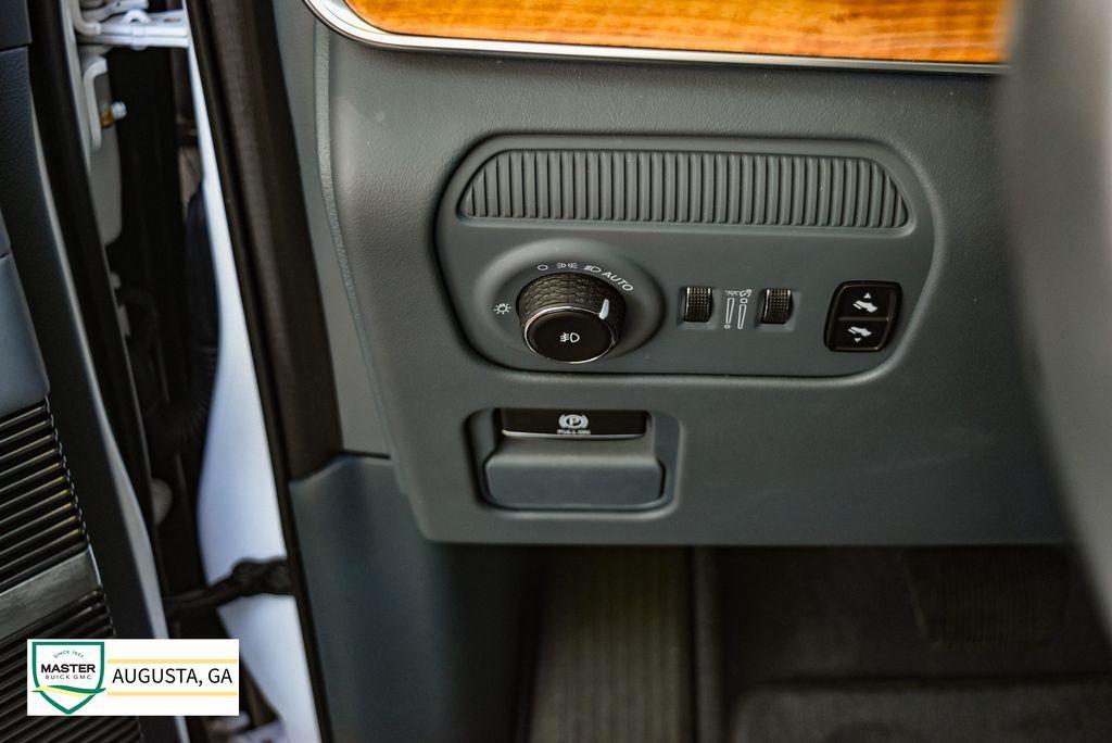 used 2022 Jeep Grand Wagoneer car, priced at $51,000