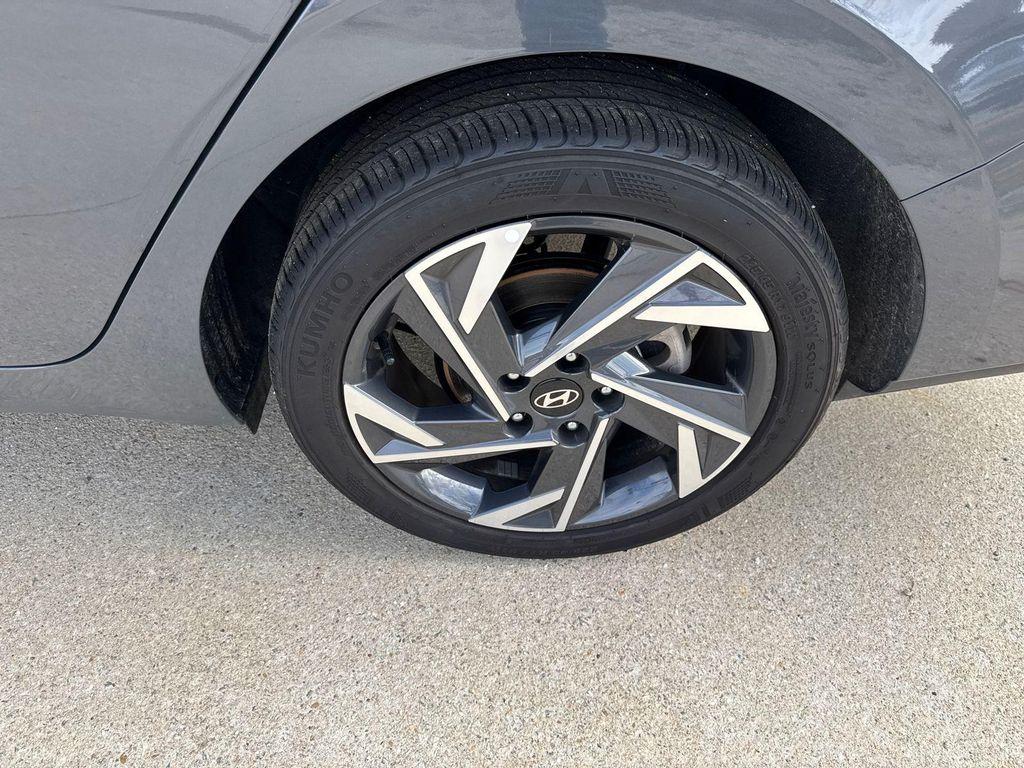 used 2025 Hyundai Elantra car, priced at $18,920