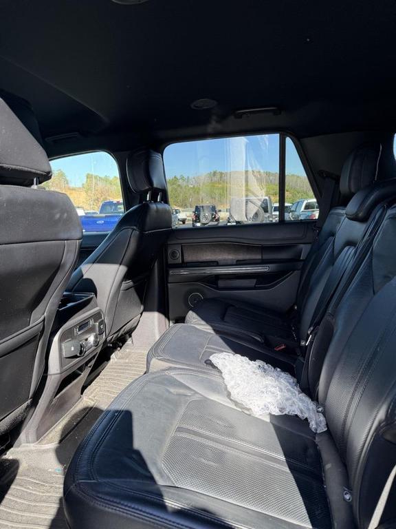 used 2019 Ford Expedition car, priced at $28,868