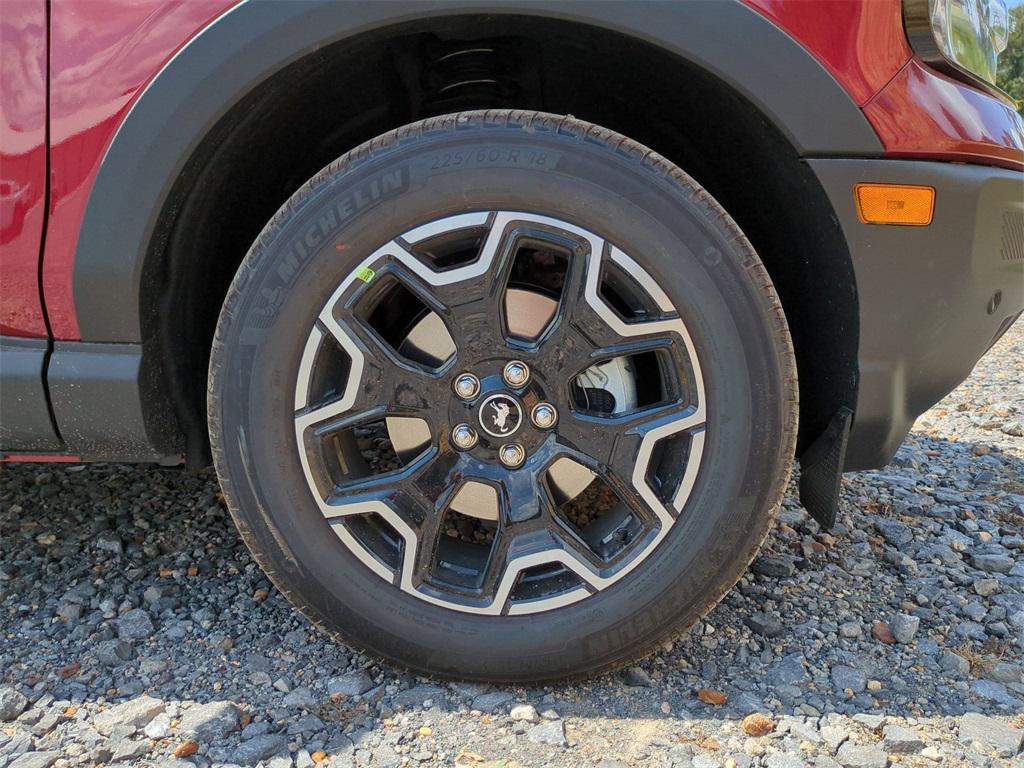 new 2025 Ford Bronco Sport car, priced at $34,979