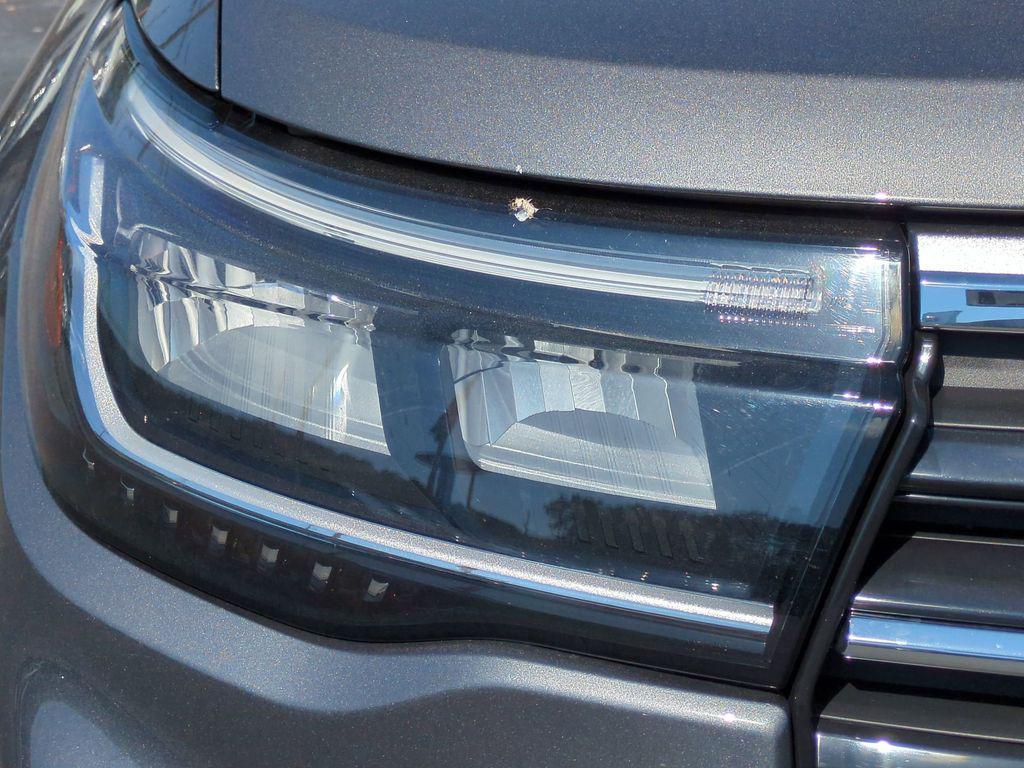 new 2026 Ford Explorer car, priced at $41,239