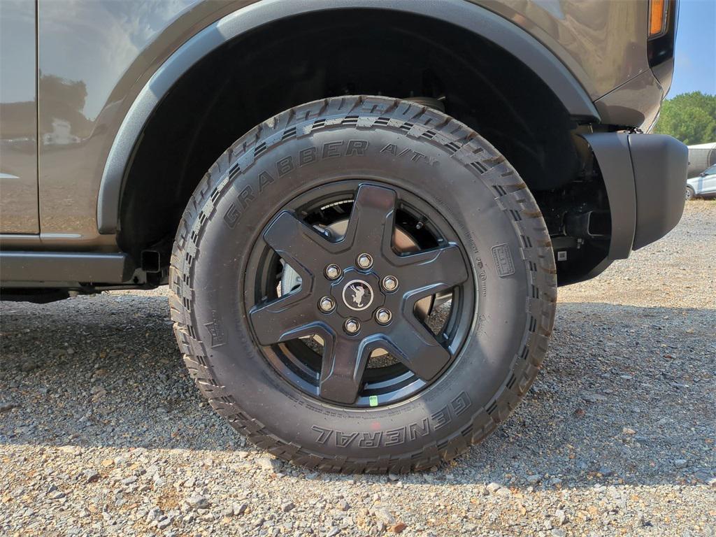 new 2025 Ford Bronco car, priced at $47,389