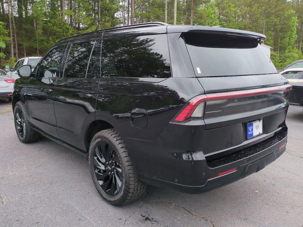 used 2025 Lincoln Navigator car, priced at $87,789